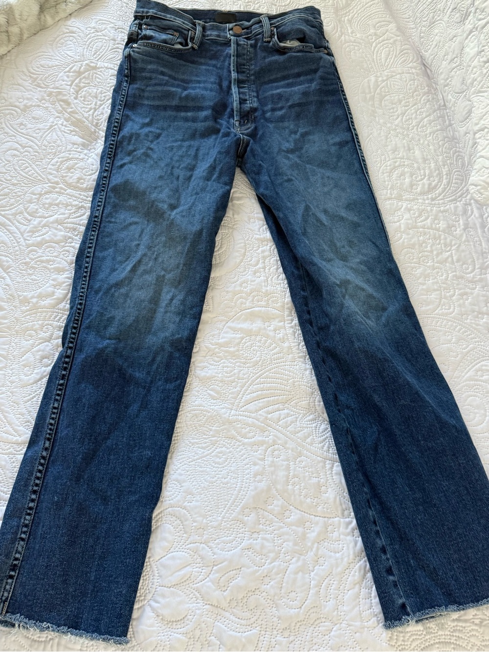 MOTHER Tippy Top Frisky Flood FrayJeans